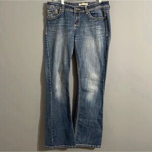 ZCO jeans ladies size 11(32 waist) boot cut  embellished pockets